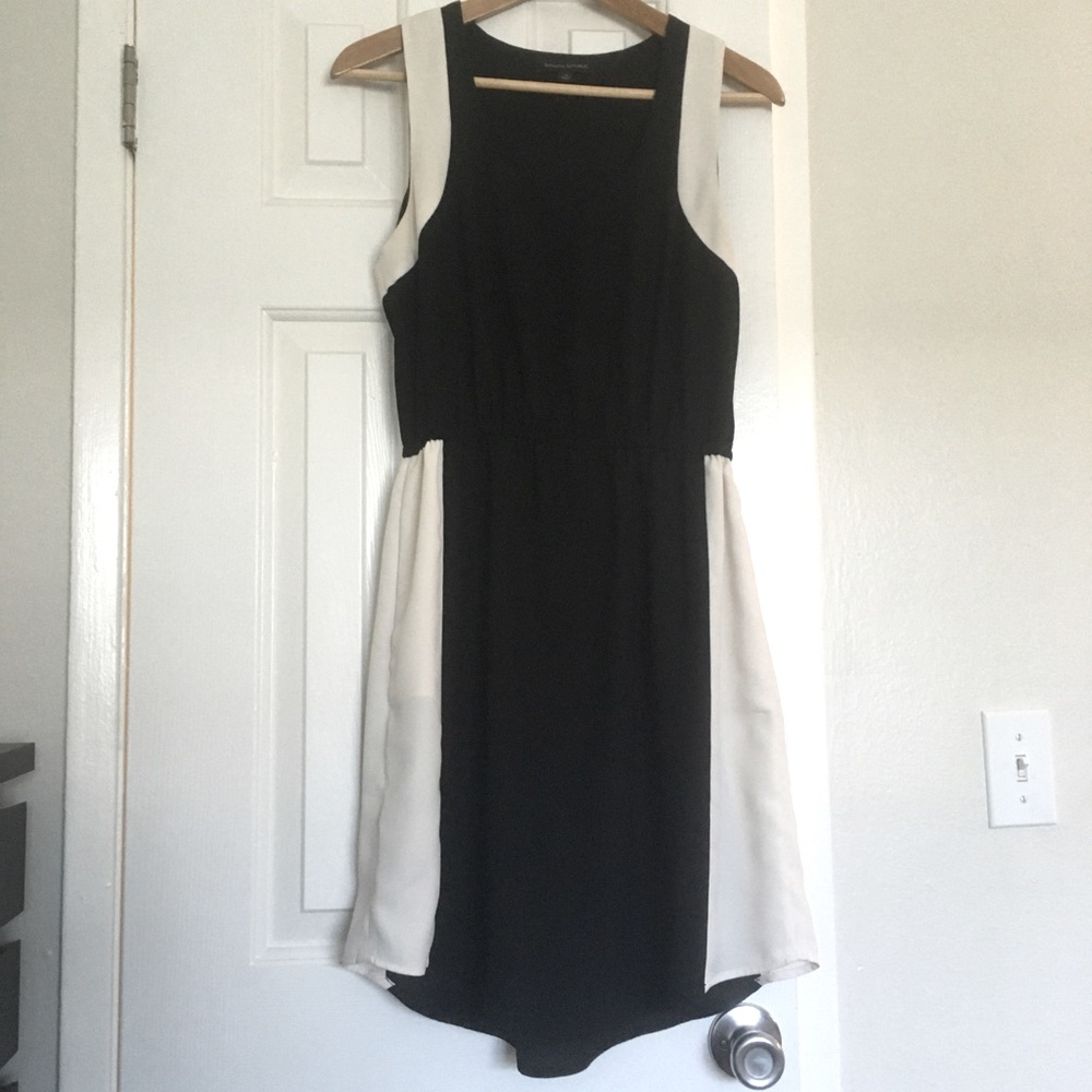 Banana republic sleeveless color block dress